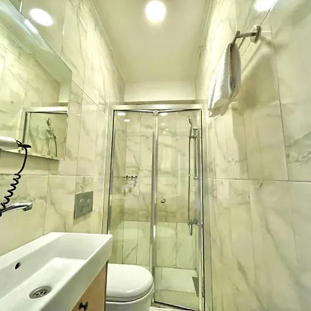 The Neom Apartahotel 3*