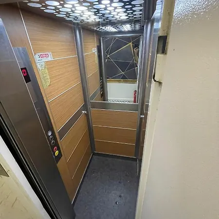 Apartahotel The Neom