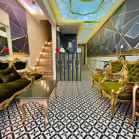 Apartahotel The Neom 3*